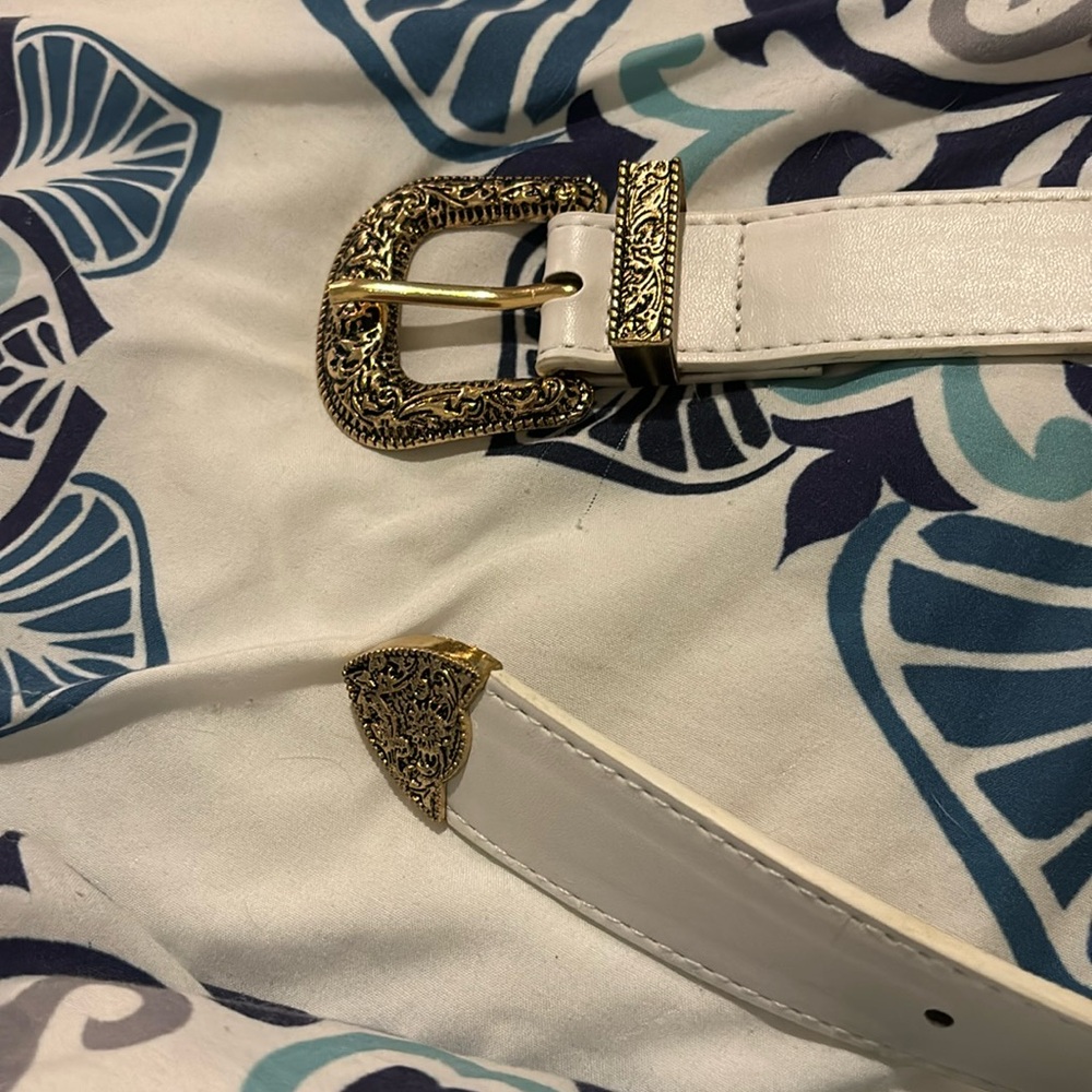 white belt with golden ends